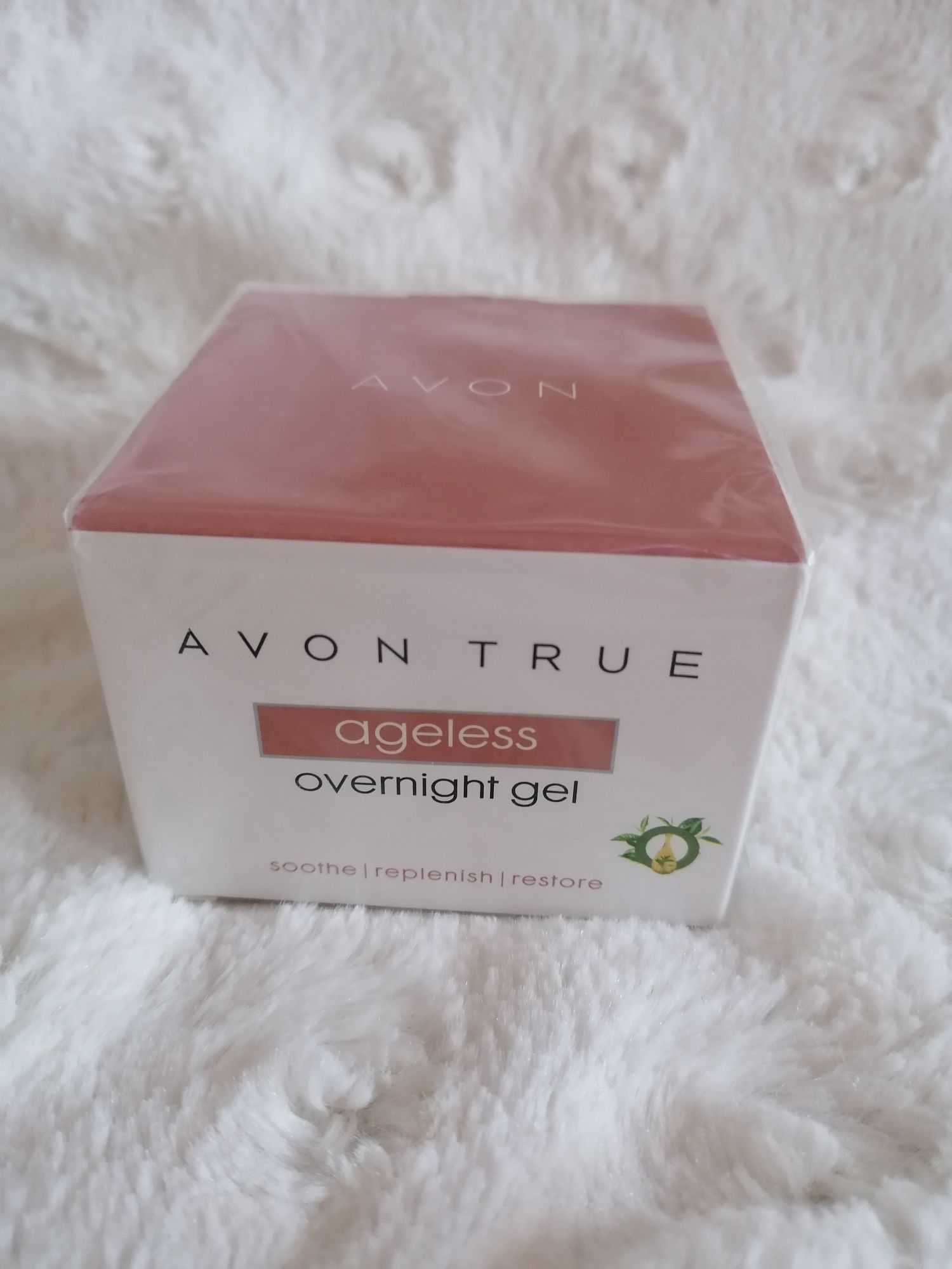 Żelowa maska na noc z mikrokapsułkami antyoksydantów Avon True 50 ml