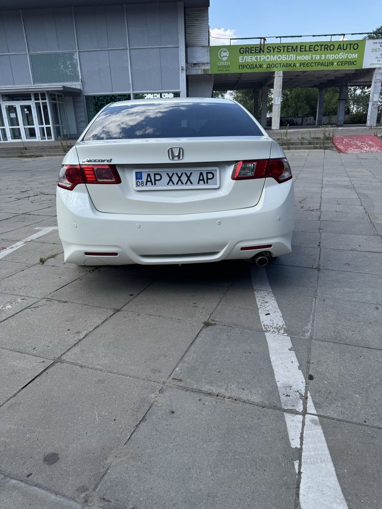 Продам Хонда аккорд 8 Executive