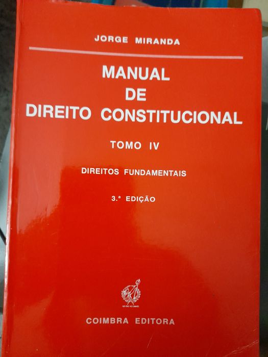 Vendo livros Direito em bom estado