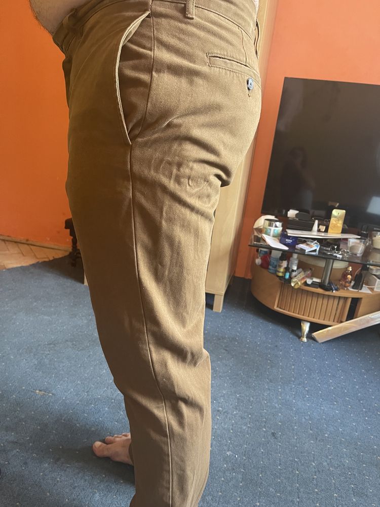 Spodnie męskie lacoste