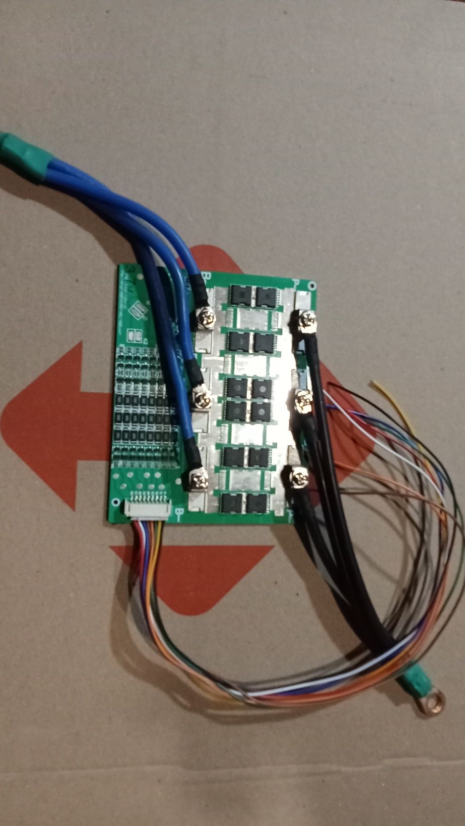 BMS 3-8s 180A Li-ion