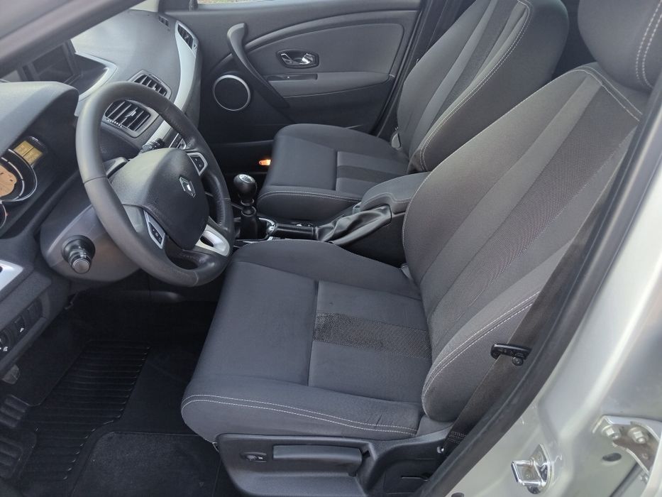 Продам Рено Меган 2012 г.в.