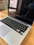 MacBook Pro 13” (Mid 2014) 8GB RAM | 256GB Prateado (Bom Estado)