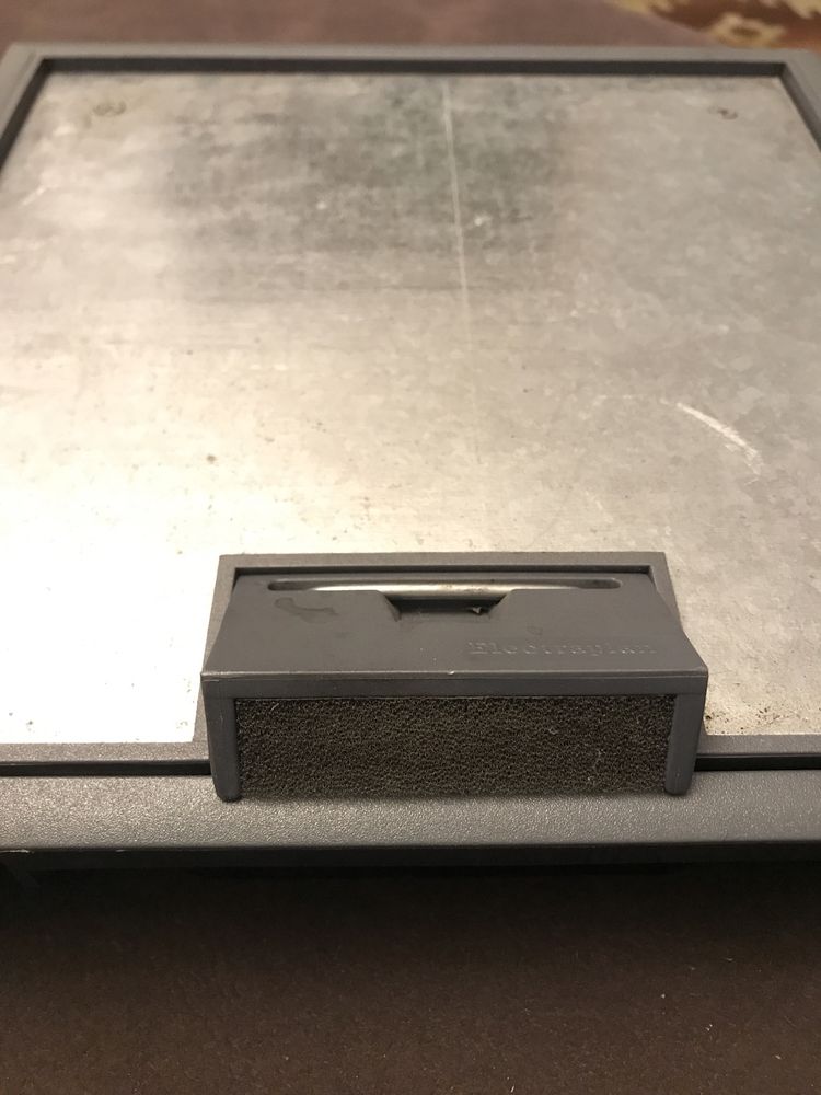 Pokrywa uchylna kd1 inox do puszki podłogowej