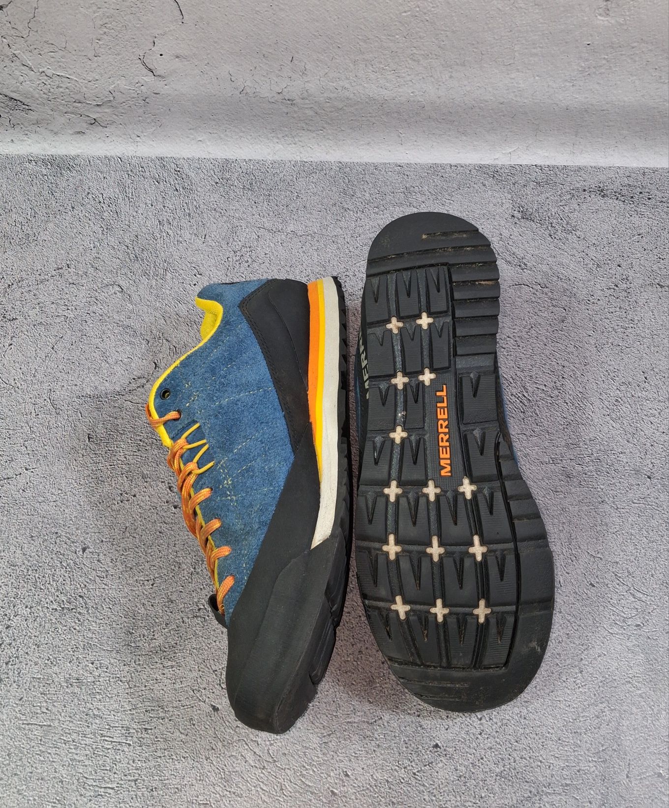 Кроссовки Merrell Catalyst Storm треккинговые водонепроницаемые Moab 3