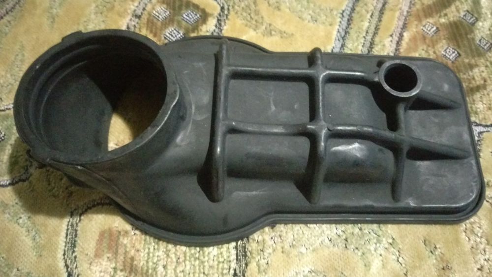 Патрубок Гофра кожух калоша Мерседес W124 190 W201 М102 M103