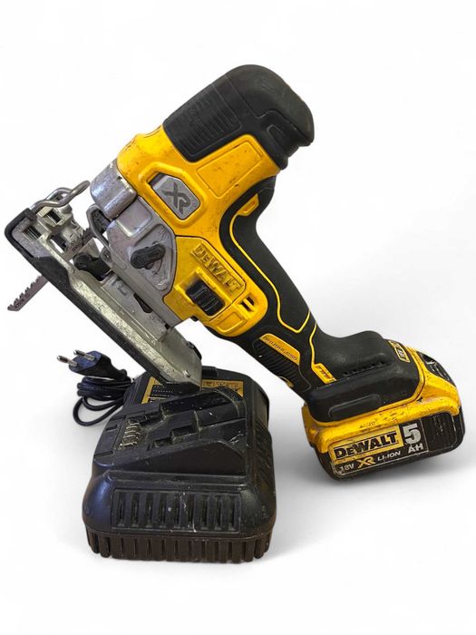 Dewalt DCS335P1 wyrzynarka akumulatorowa 18V