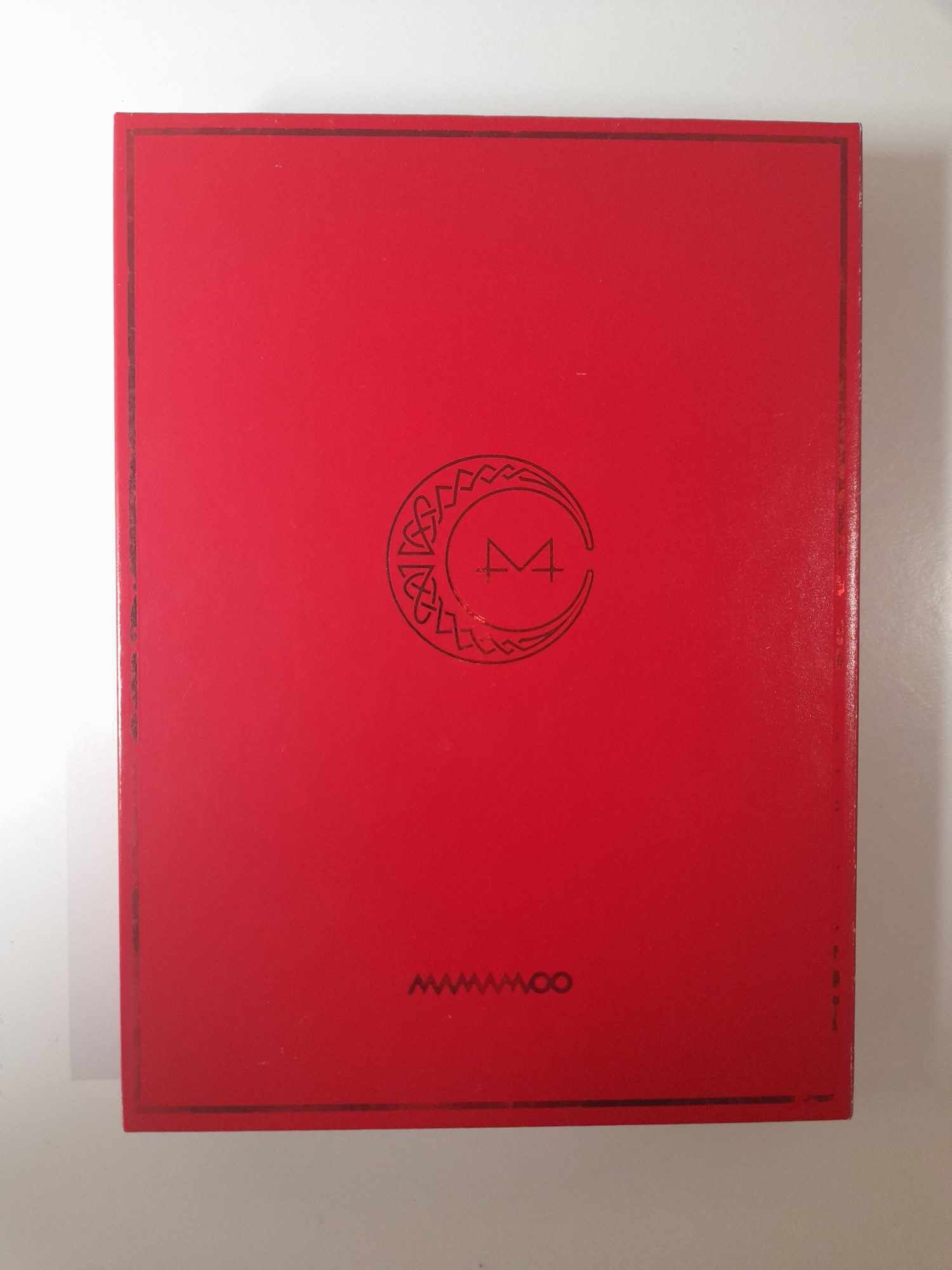 Album Mamamoo Red Moon