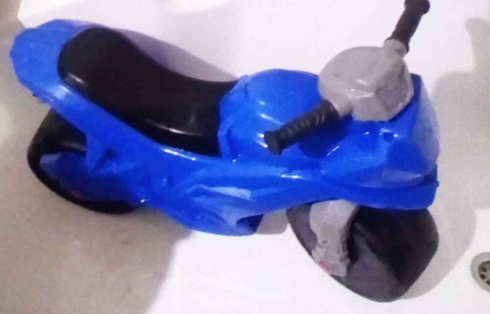 Продам дитячий мотоцикл.