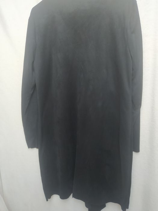 Czarna sukienka zamszowa 40