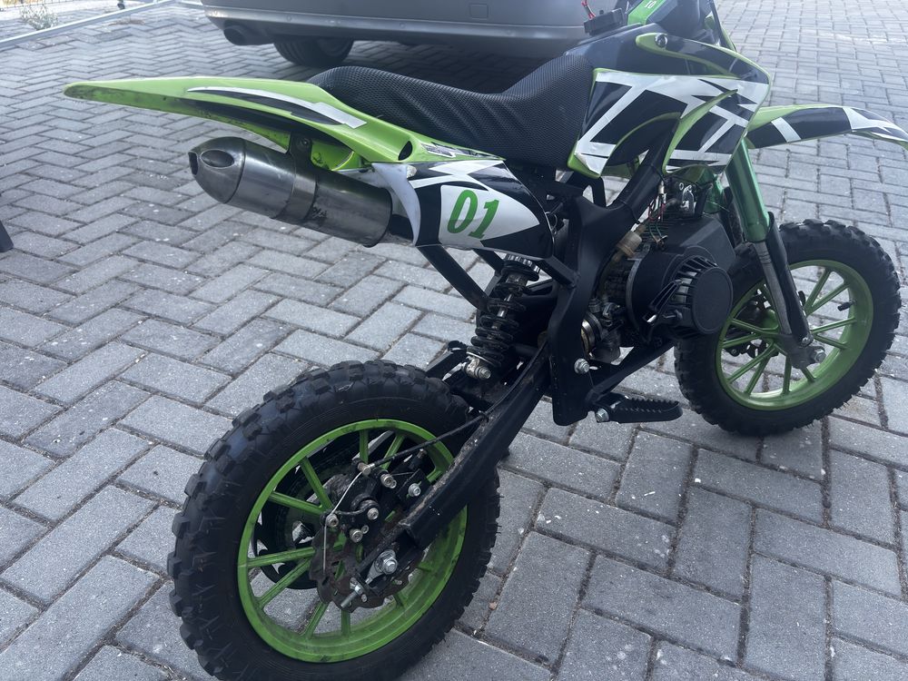 Moto gasolina crianca