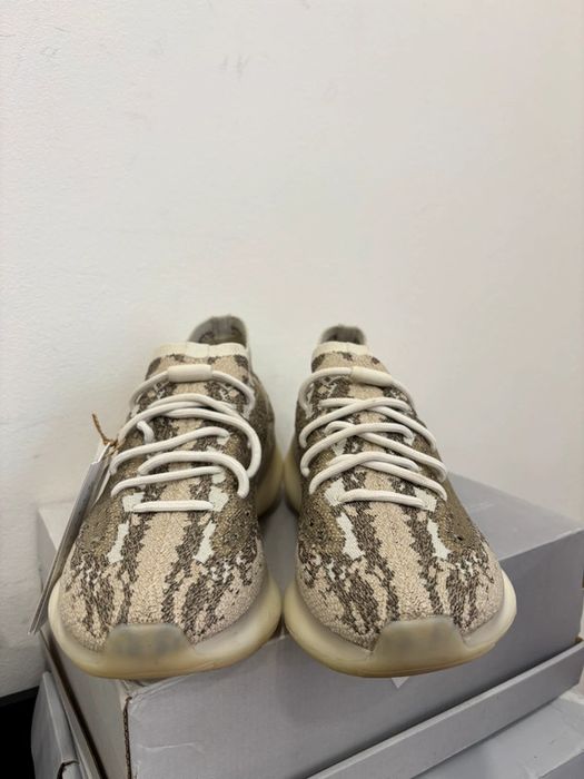 Adidas Yeezy Boost 380 Pyrite rozmiar 42 2/3 stan nowy z metkÄ