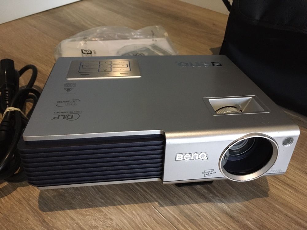 Benq CP220c projektor przenośny jak nowy!