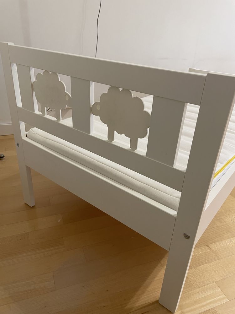 KRITTER Ikea łóżko białe drewniane dla dziecka stan BDB plus