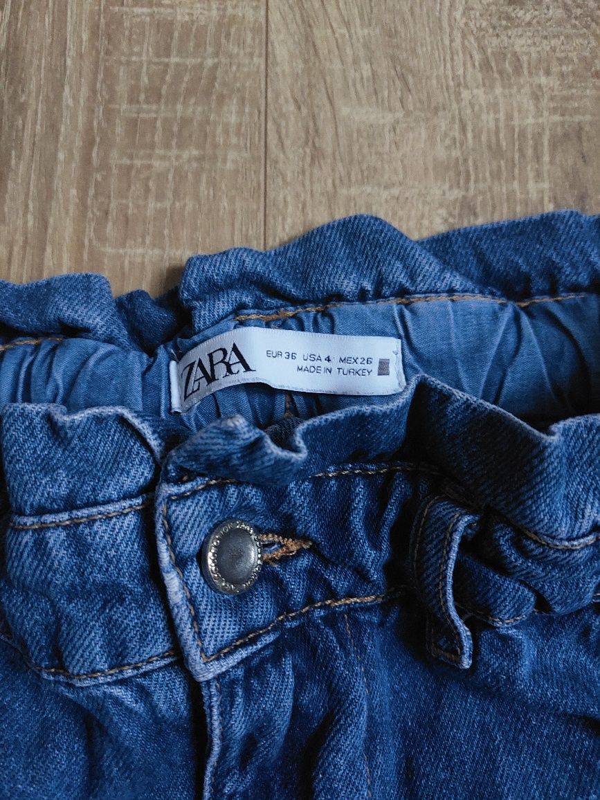 Zara - jeansy z wysokim stanem