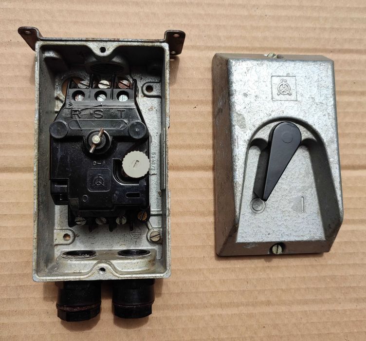 Przełącznik Łuk-40 Trójkąt-Gwiazda, 500V, 40A.