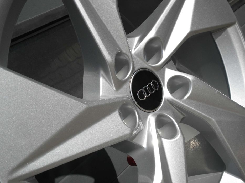 Felgi aluminiowe 17 5x112 oryginał Audi A3 8Y 8V 8P Nowe-Demo