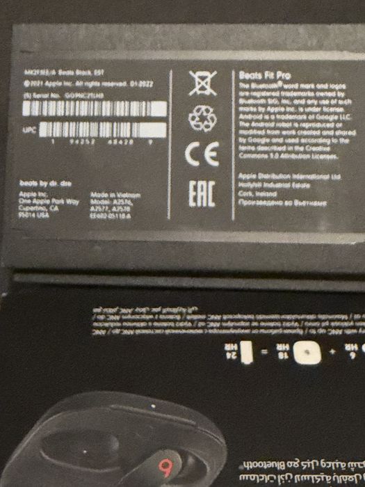 Beats Fit Pro czarne – mega bas, super trzymają się ucha