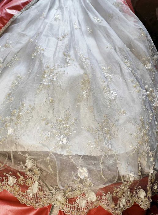 Свадьба.Юбка невесты тройная.Очень красивая юбка расшитая Невеста.