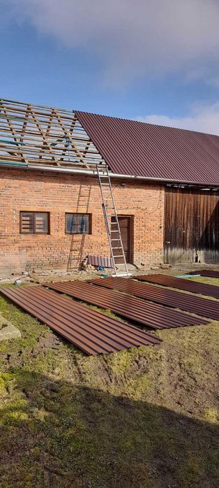 Usługi dekarskie. Okucia kominow ,montaż podbitki ,wymiana rynien .