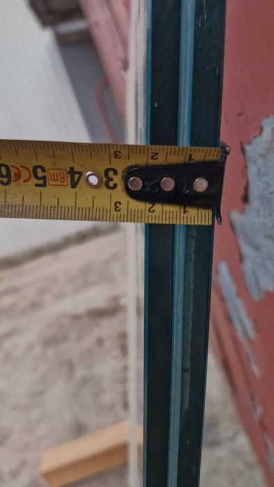 Balustrada szklana , szyba klejona