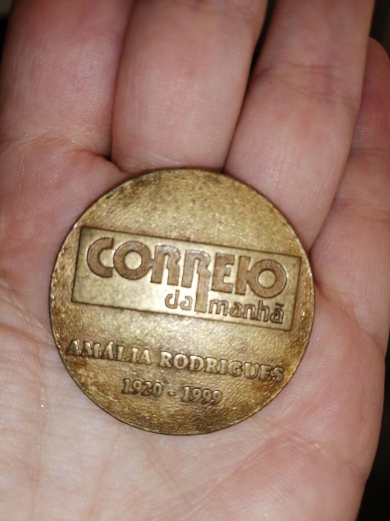 Medalha comemorativa Amália Rodrigues