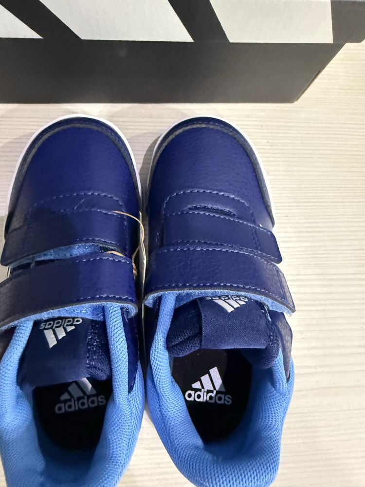Кросівки adidas оригінал розміри від 28 до 40