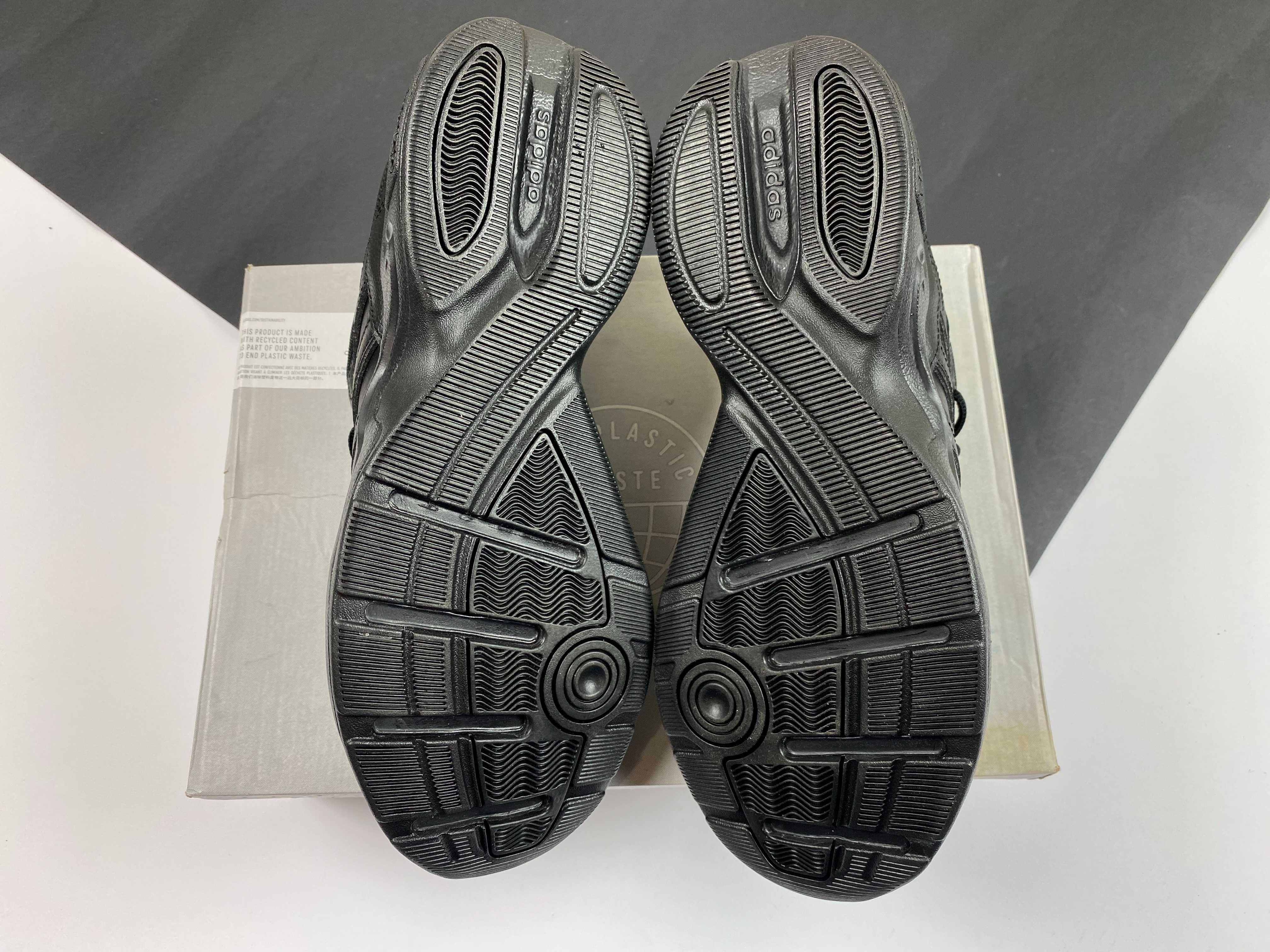Мужские кроссовки Adidas Strutter Original черные закрытые новые 41р