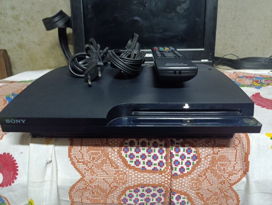 Ps3 cech 2004 B, para peças a funcionar.