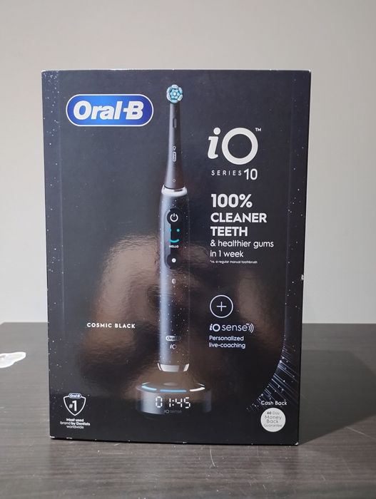Электрическая зубная щетка Oral-B iO 10 Black