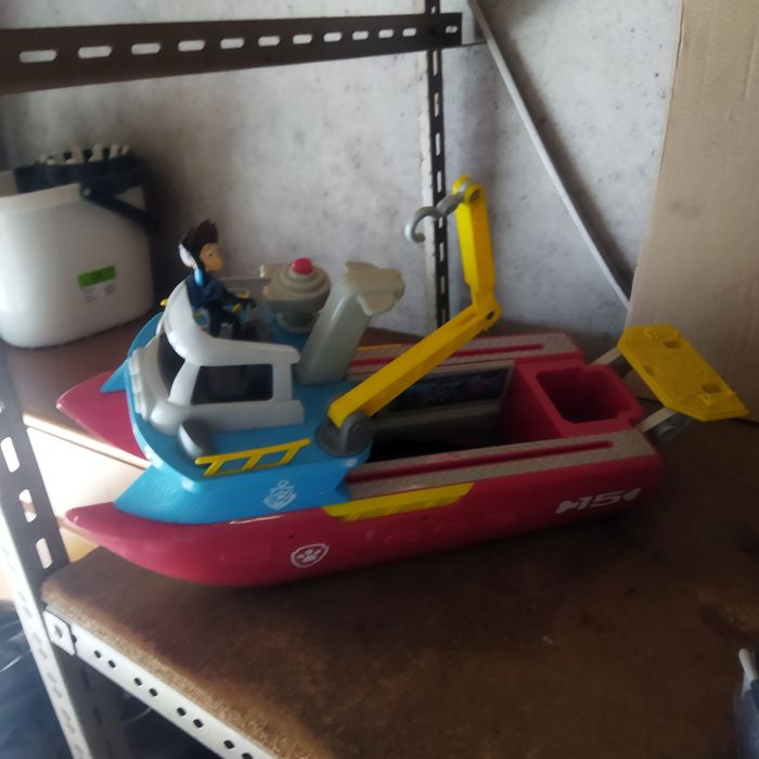 Brinquedos em bom estado