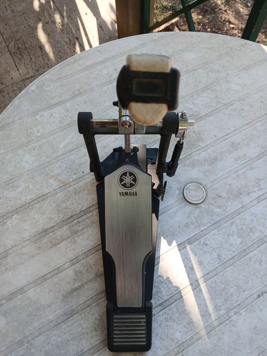 Pedal bombo yamaha FP 9500D 120€