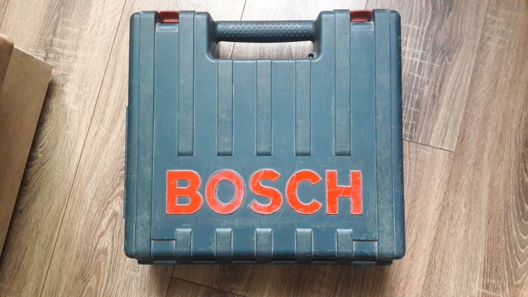 Перфоратор Bosch GBH 2-24DF(2 патрони)