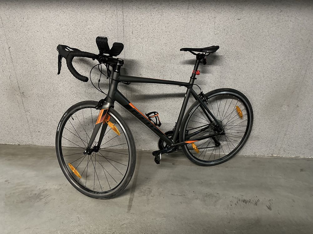 Продам велосипед Giant Contend 1