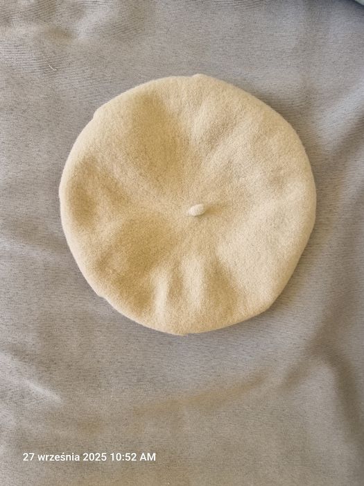 Beret wełniany rozm 11