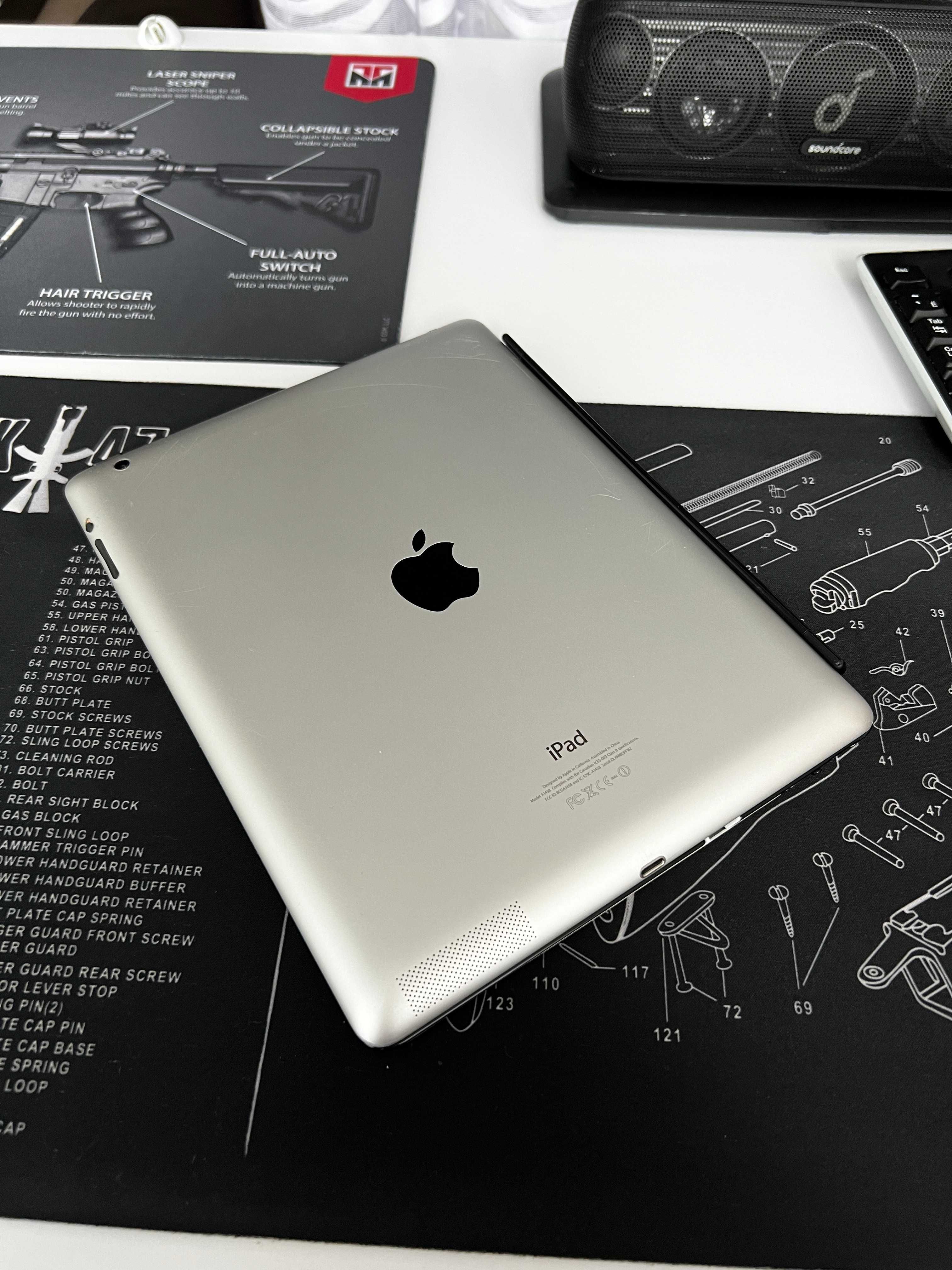 Чохол Smart Cover Logitech з клавіатурою для iPad 9.7”