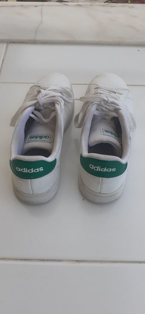 Tenis Adidas advantage 36