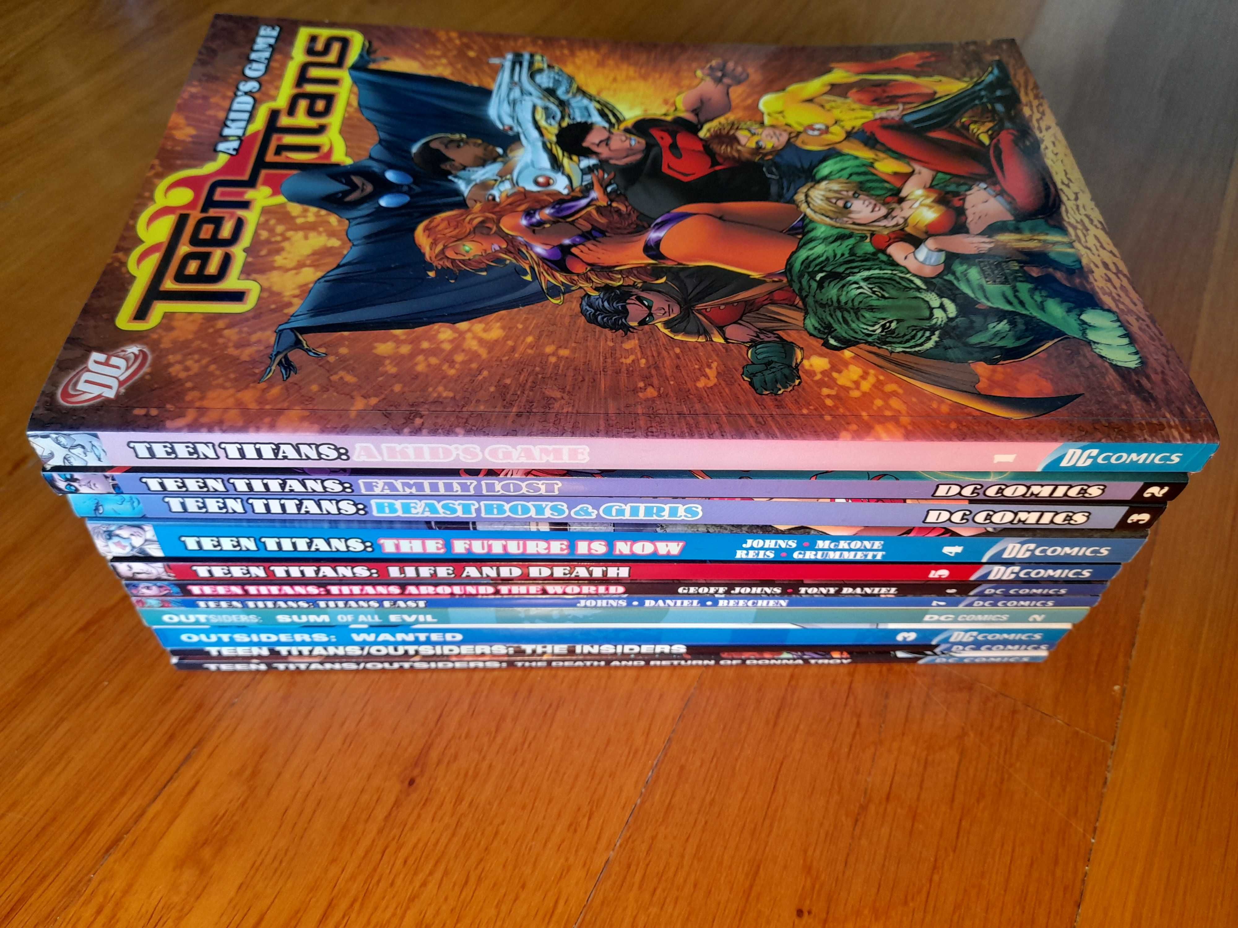 Teen Titans / Outsiders - 11 volumes