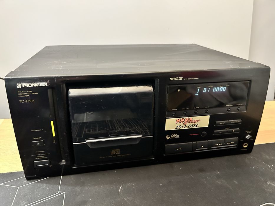 Pioneer PD-F705 odtwarzacz cd / 25+1 zmieniarka