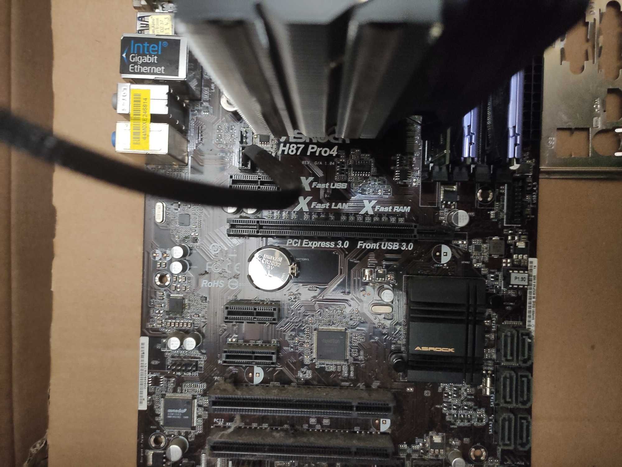 ASRock H87 Pro4 + Intel i5 4590 + 8 GB RAM / uszkodzone