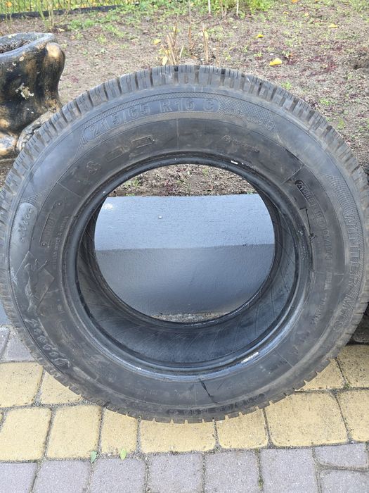 Opony 215/65/16 C M+S 4 sztuki