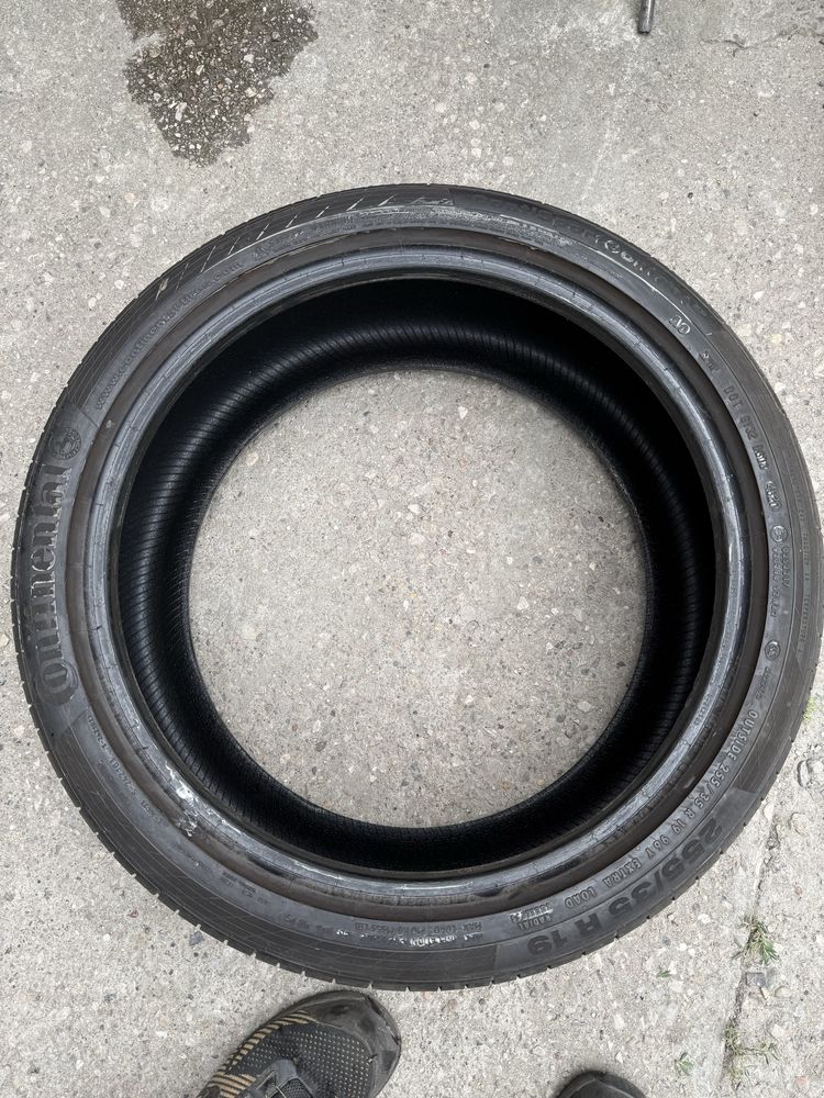 Opony letnie 255/35/19 Continental 4szt 6,5mm 2020r