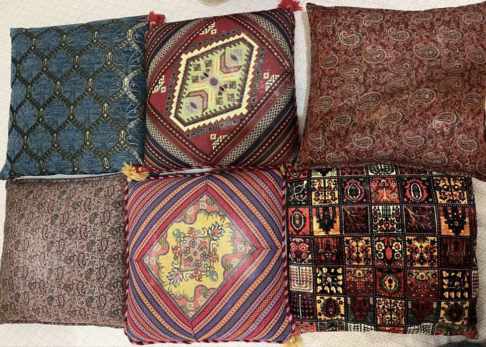 Almofada de estilo oriental, persa, paquistanesa.