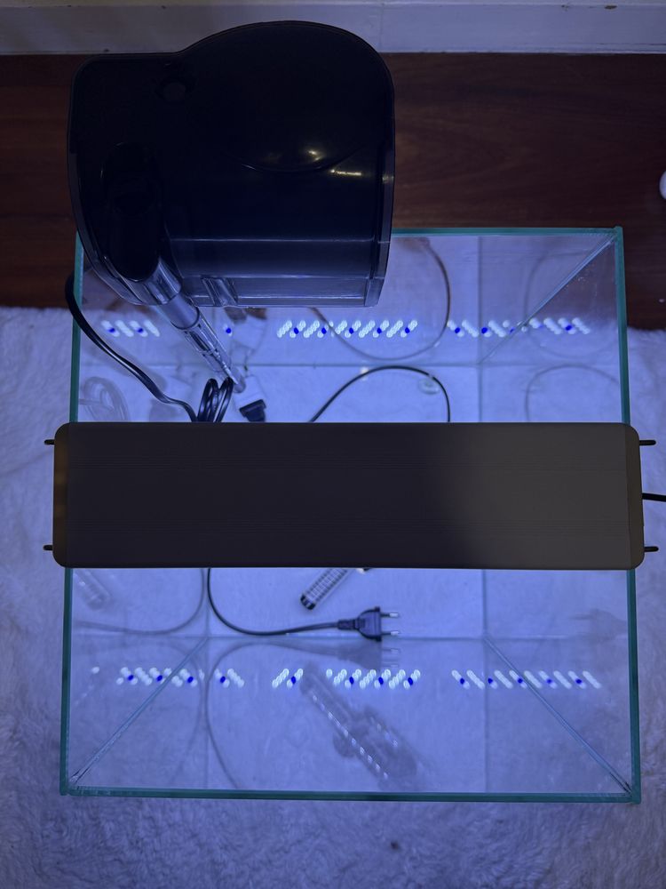 Aquario cubo 30x30x35