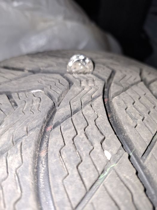 Продам зимнию резину