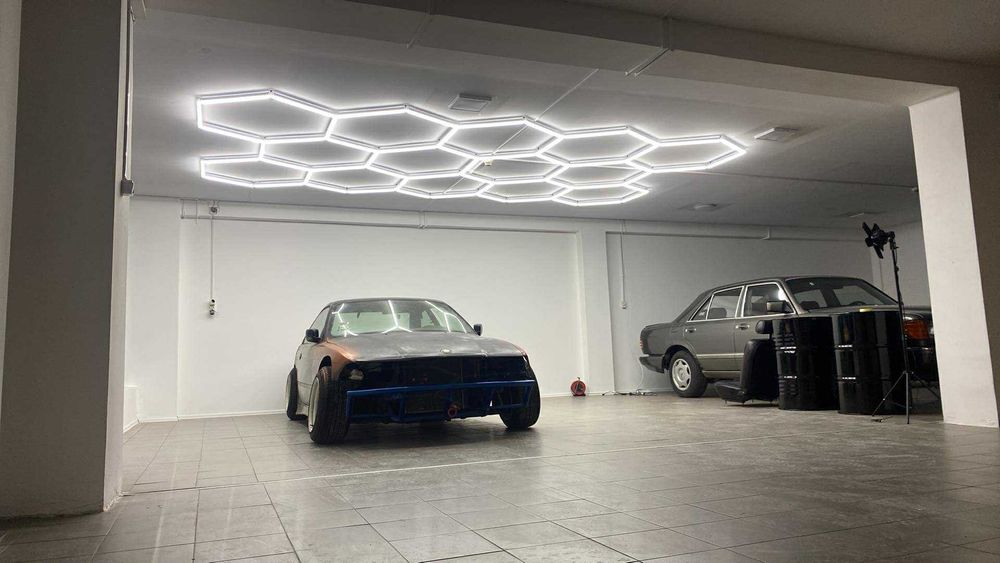 Lampa Hexagon LED 544x314cm Detailing Warszat   Magazyn Tatto Siłownia