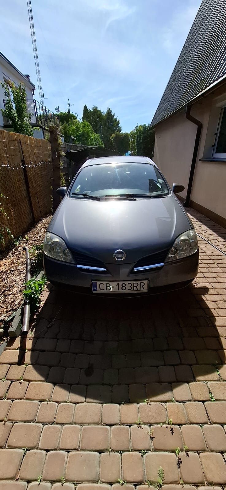 Nissan Primera P12