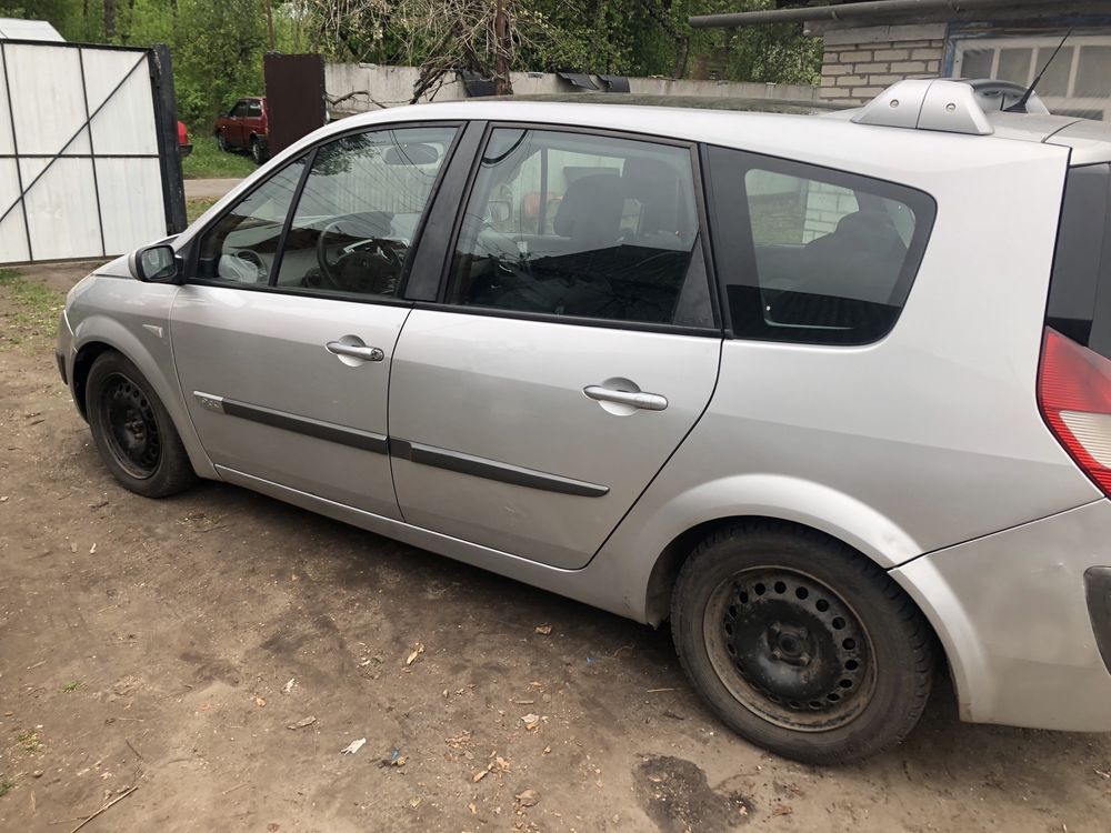 Поодам Renault Scenic