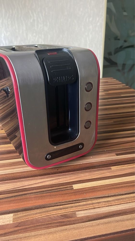 Тостер Philips чорний