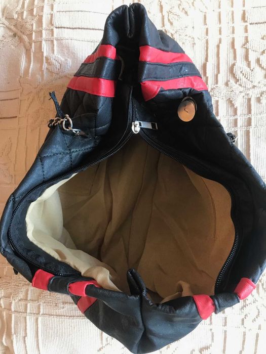 Dwie torebki damskie -młodzieżowa na ramię, i do ręki na łańcuszkach